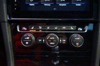 VW Golf VII Variant 2.0 DSG R 4Motion