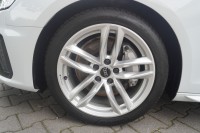 Audi A4 Avant 45 TFSI qu. 2xS line