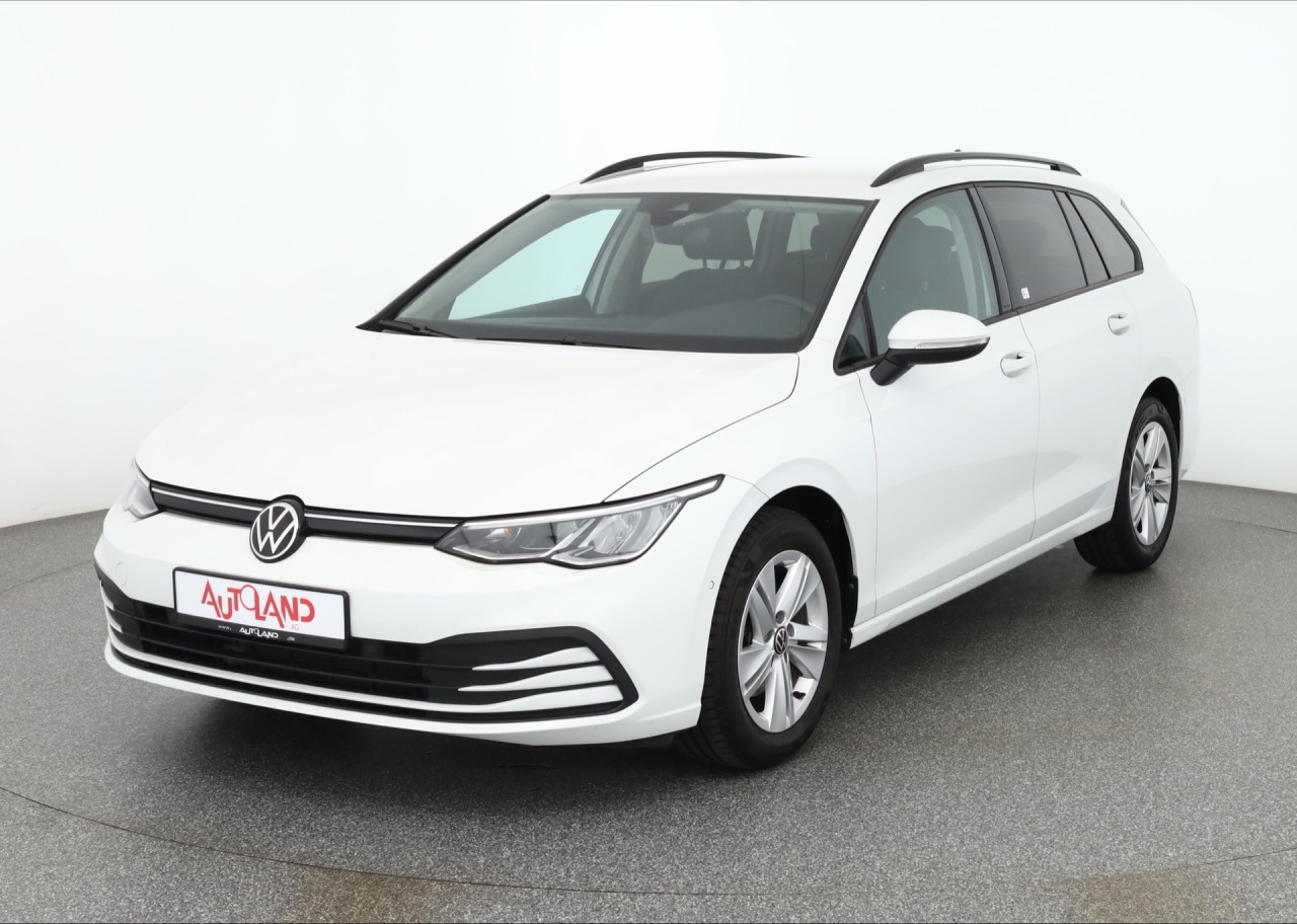 VW Golf VIII Variant 1.5 TSI Life