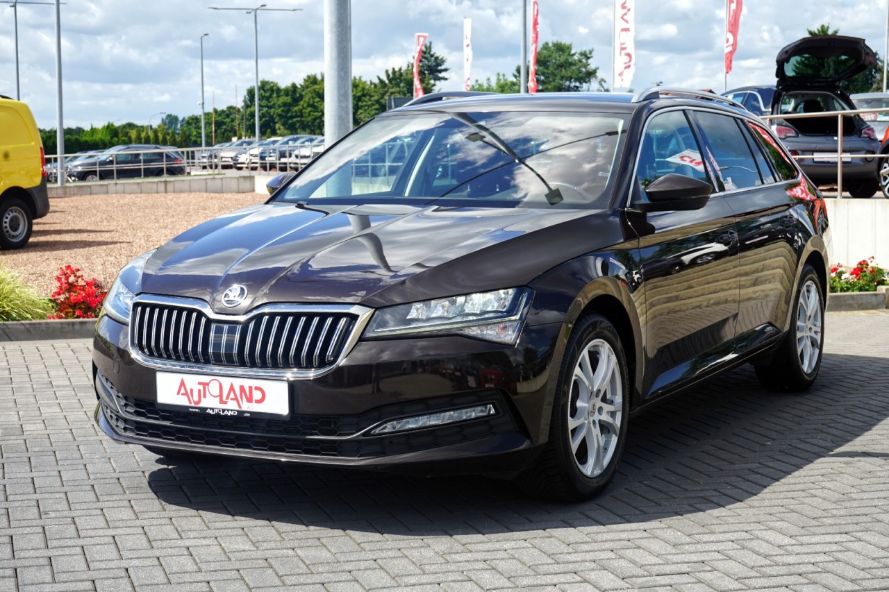 Skoda Superb Combi 2.0 TDI DSG