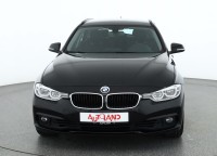 BMW 320 i Touring Advantage