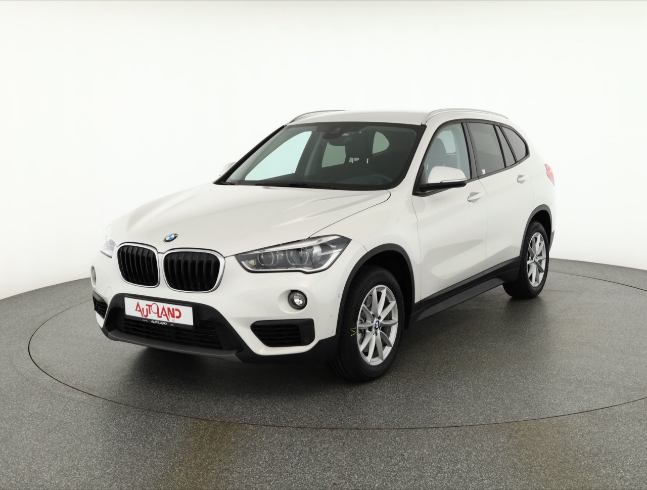 BMW X1 20i xDrive Advantage