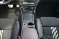 Mercedes-Benz A 200 A200d AMG-Line 4Matic