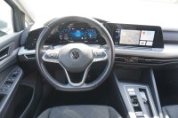 VW Golf VIII Variant 1.0 eTSI DSG