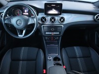 Mercedes-Benz GLA 200 Urban