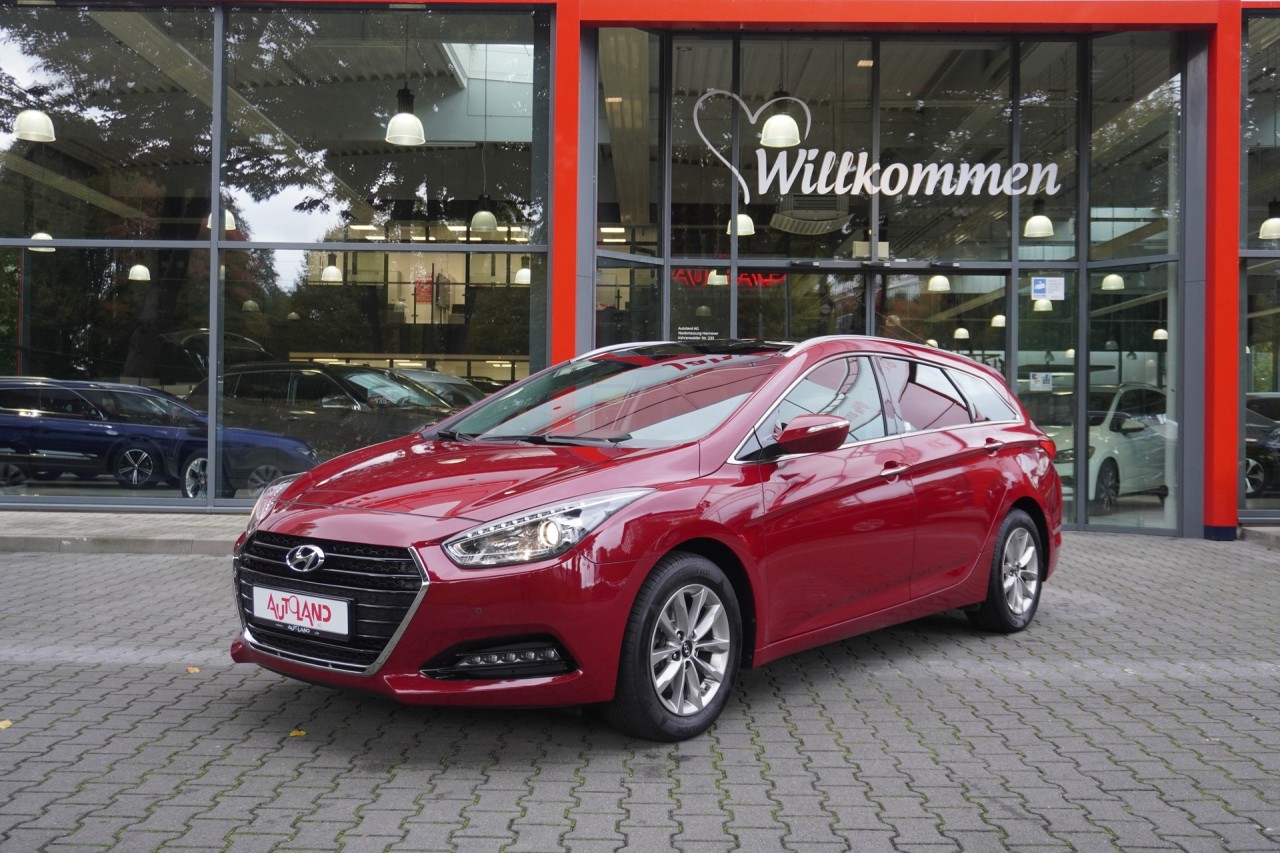 Hyundai i40 Kombi 1.7 T-GDI blue Trend