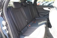 Audi A4 Quattro 40 TDI quattro S-Tronic S-Line