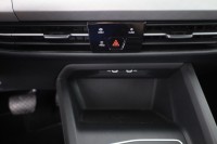 VW Golf VIII Variant 1.0 eTSI DSG Life