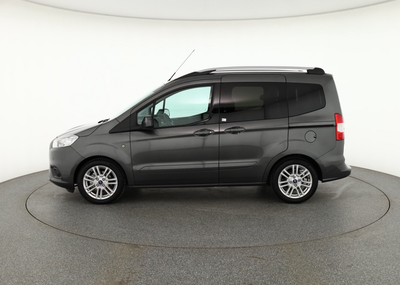 Ford Tourneo Courier 1.0 EB Titanium