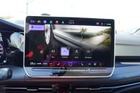 VW Golf VIII Variant 1.5 eTSI R-Line