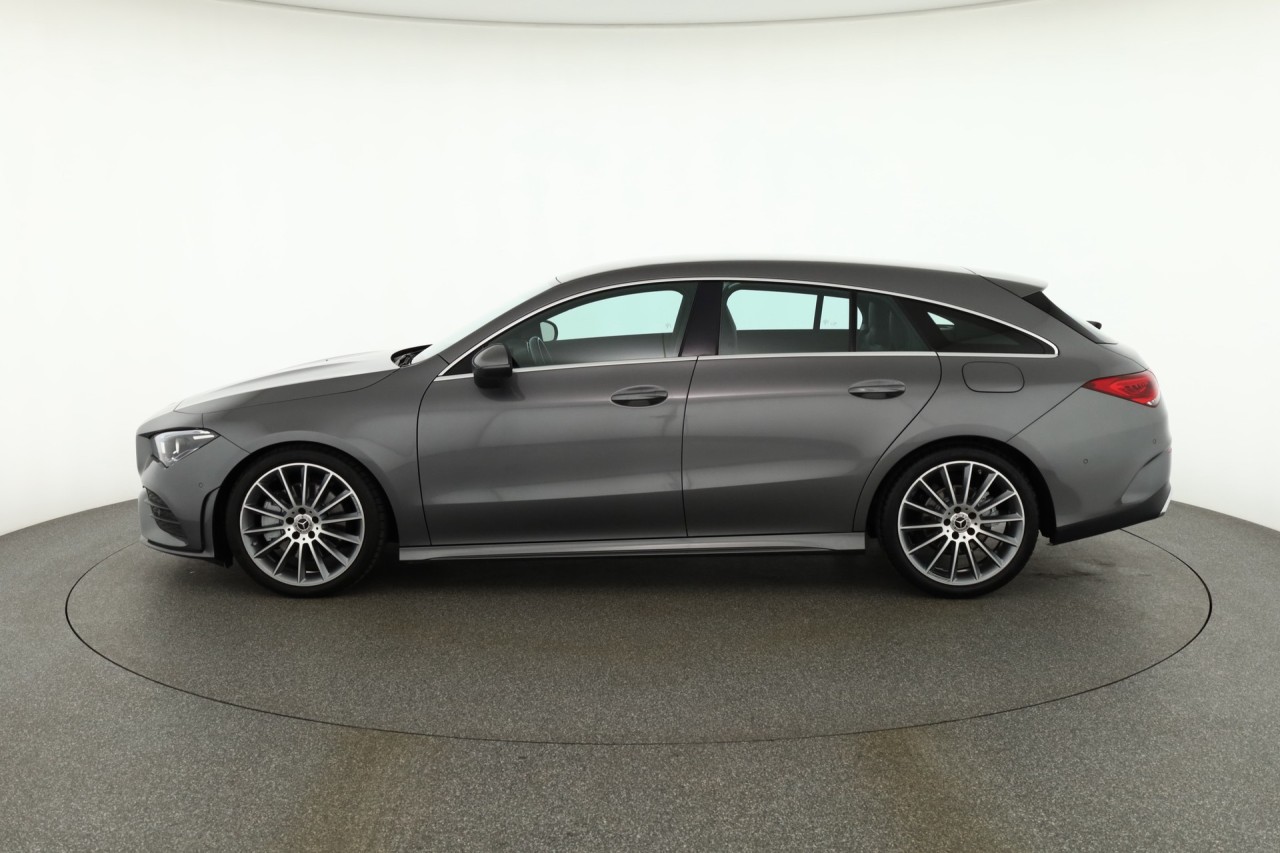 Mercedes-Benz CLA 200 Shooting Brake AMG Line