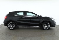 Mercedes-Benz GLA 200 Peak Edition
