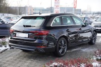 Audi A4 Avant 40 2.0 TFSI S line