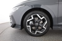 VW Golf VIII Variant 2.0 TDI R-Line DSG