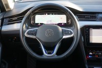 VW Passat Variant GTE