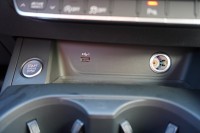 Audi A4 Avant 40 2.0 TDI basis