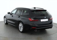 BMW 320 e Touring Advantage