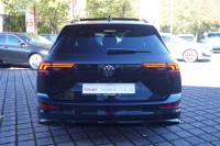 VW Golf VIII Variant 1.5 eTSI R-Line DSG