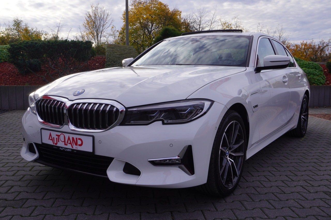 BMW 330 e Luxury Line Aut.