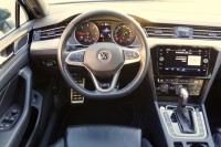 VW Passat Variant 2.0 TDI DSG R-Line