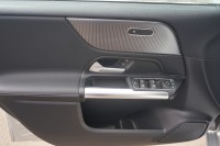 Mercedes-Benz B 150 B220 4Matic