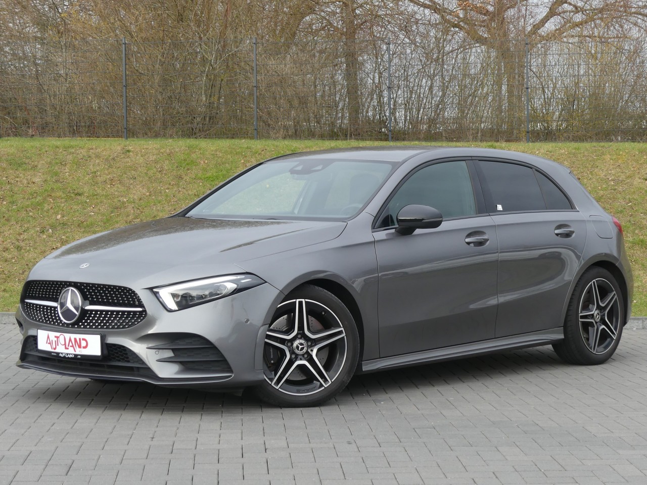 Mercedes-Benz A 250 A250 AMG Line