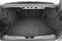 Jaguar XE D180 R-Dynamic HSE