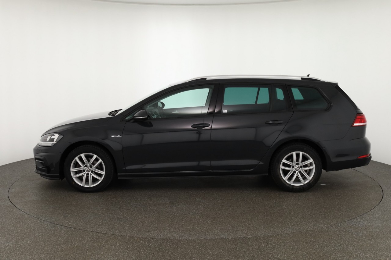 VW Golf VII Variant 2.0 TDI DSG R-Line