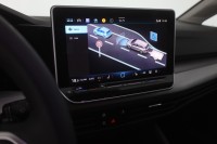 VW Golf VIII Variant 1.5eTSI DSG