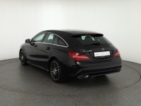 Mercedes-Benz CLA 180 Shooting Brake AMG Line