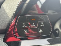 VW Golf VIII Variant 2.0 TSI R-Line
