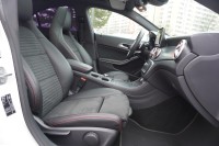 Mercedes-Benz CLA 180 AMG Line