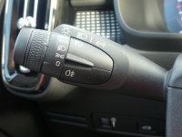 Volvo XC 40 XC40 2.0 M-Hybrid R Design