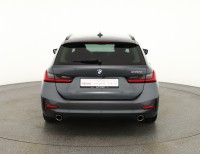 BMW 330 e Touring Sport Line