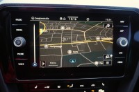 VW Passat Variant 2.0 TSI DSG R-Line