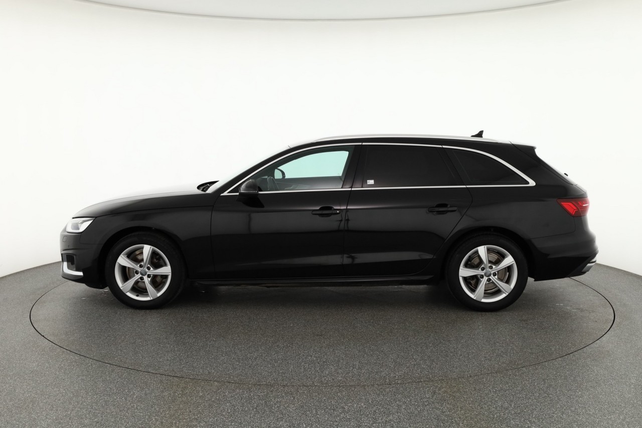 Audi A4 Avant 35 TFSI S line