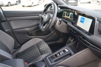 VW Golf VIII Variant R-Line eTSI