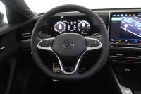 VW Passat Variant R-Line 2.0 TSI DSG