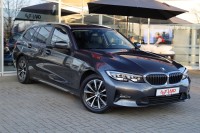 BMW 320 320d Touring Advantage Aut.
