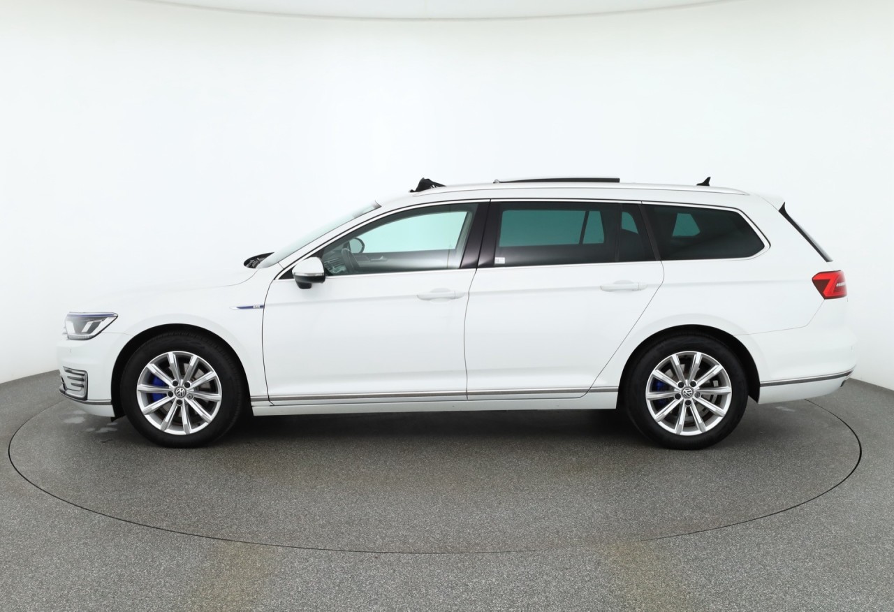 VW Passat Variant 1.4 TSI DSG GTE