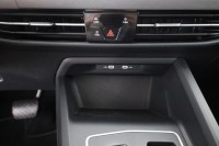 VW Golf VIII Variant 1.5 eTSI DSG