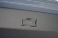 VW Golf VIII Variant 1.5 eTSI R-Line DSG