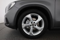 Mercedes-Benz GLA 180 7G-DCT Urban