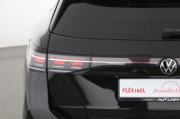 VW Passat Variant R-Line BlackStyle 2.0 TSI 4M DSG