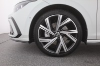VW Golf VIII Variant 2.0 TSI DSG R-Line