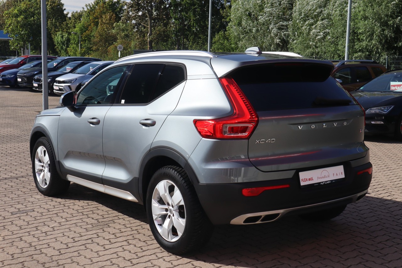 Volvo XC 40 XC40 2.0 Momentum 2WD