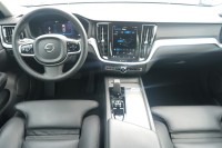 Volvo V60 Kombi 2.0 M-Hybrid Plus Dark