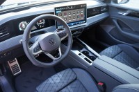 VW Passat Variant R-Line BlackStyle 2.0 TSI 4M DSG