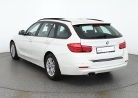 BMW 320 i Touring Advantage