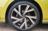 VW Golf VIII 1.5 TSI R-Line